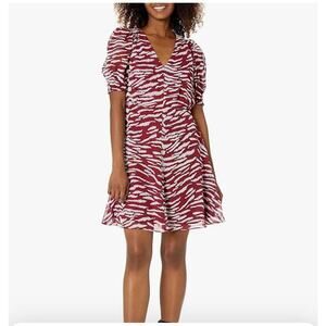 NWT Vince Camuto V Neck Animal Print Chiffon A Line Dress Size 8